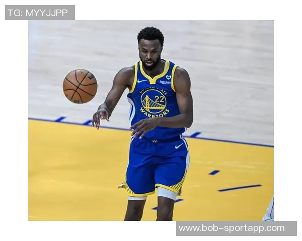 维金斯半场表现出色6中4砍下11分助攻与抢断均有贡献 维金斯半场表现出色6中4砍下11分助攻与抢断均有贡献