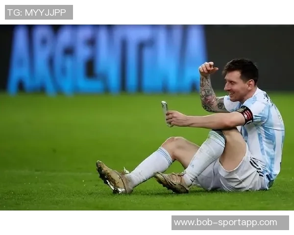 赫内斯对卡尔与梅西比较表示不满认为过于夸张 赫内斯对卡尔与梅西比较表示不满认为过于夸张