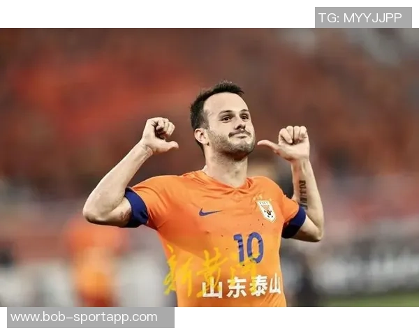 球队助教表示全员支持瓦科留队转会现象正常祝福瓦科未来发展