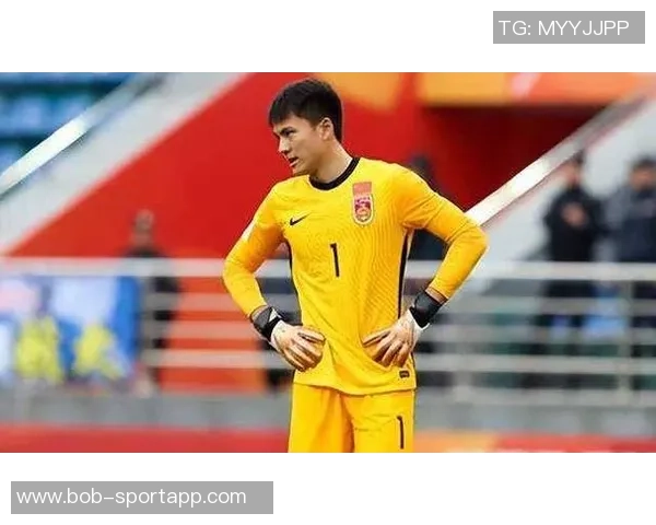 深圳新鹏城对青岛西海岸门将李昊表现出浓厚兴趣并已开始接触谈判