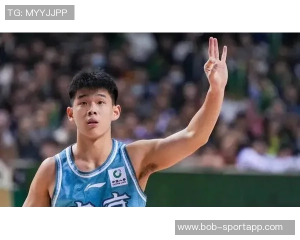 林葳首秀表现稳健俄勒冈大学篮球队社媒盛赞其10分4助的出色发挥